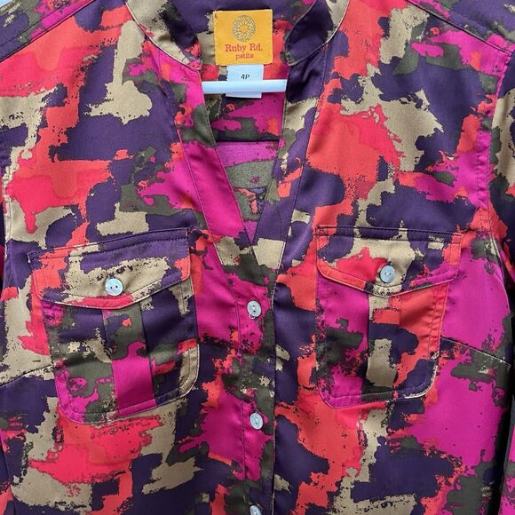 Ruby Rd | Petite Pink Purple Graphic Print Roll Tab Sleeve Button V Neck Top 4P - Picture 3 of 6